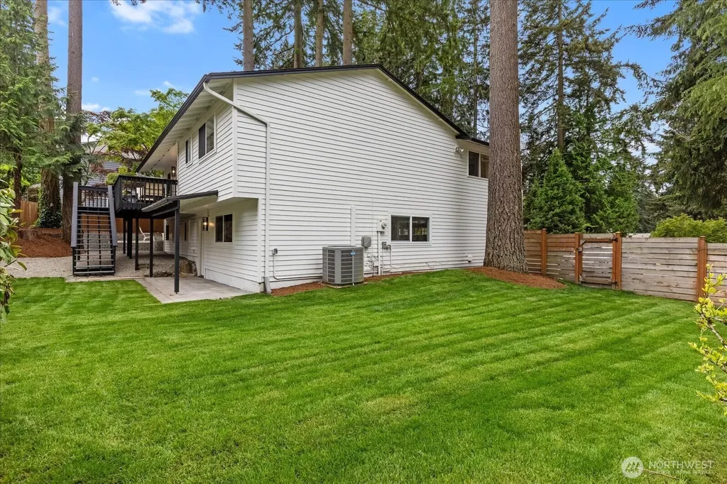 20111 80th Avenue W Edmonds WA 98026