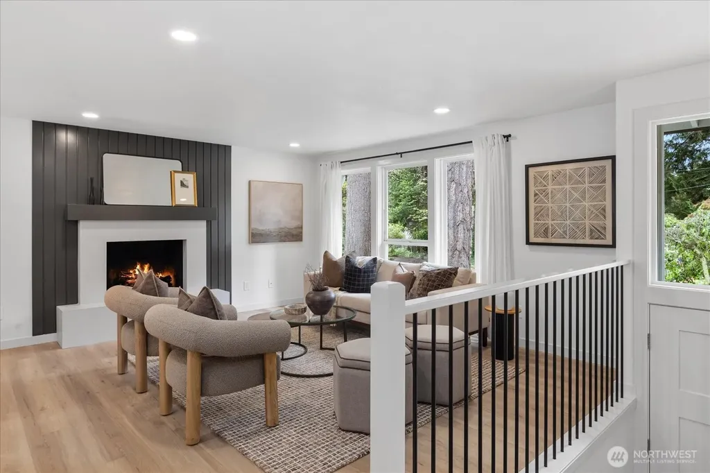 20111 80th Avenue W Edmonds WA 98026