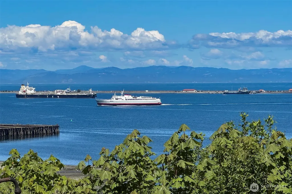 1801 Harborcrest Place Port Angeles WA 98362