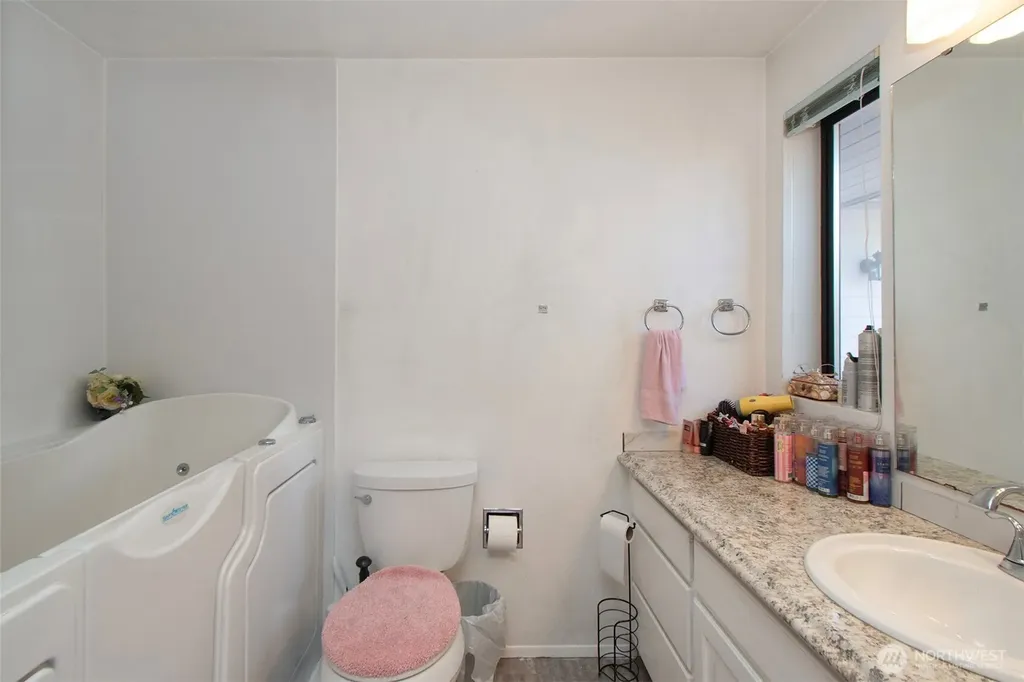1801 Harborcrest Place Port Angeles WA 98362
