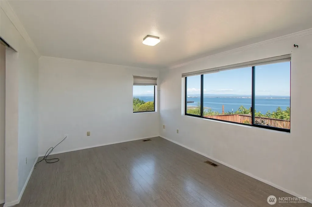 1801 Harborcrest Place Port Angeles WA 98362