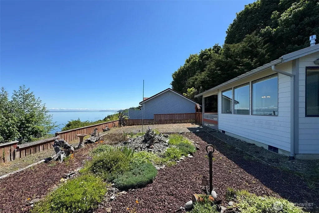1801 Harborcrest Place Port Angeles WA 98362