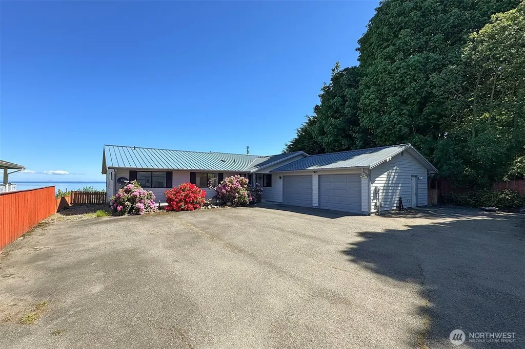 1801 Harborcrest Place Port Angeles WA 98362