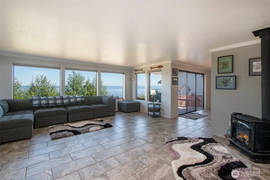 1801 Harborcrest Place Port Angeles WA 98362
