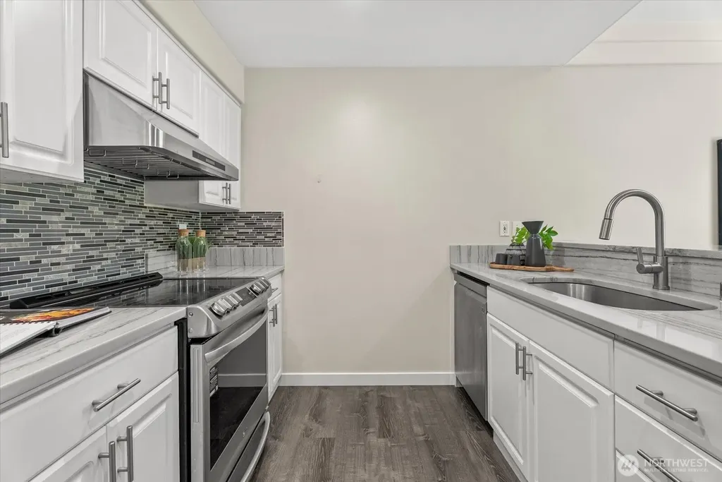13274 NE 182nd Street Woodinville WA 98072