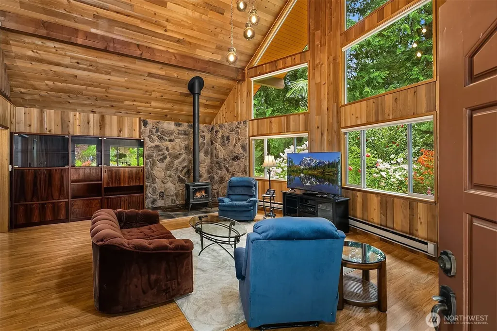 20717 SE 222nd Street Maple Valley WA 98038