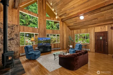 20717 SE 222nd Street Maple Valley WA 98038