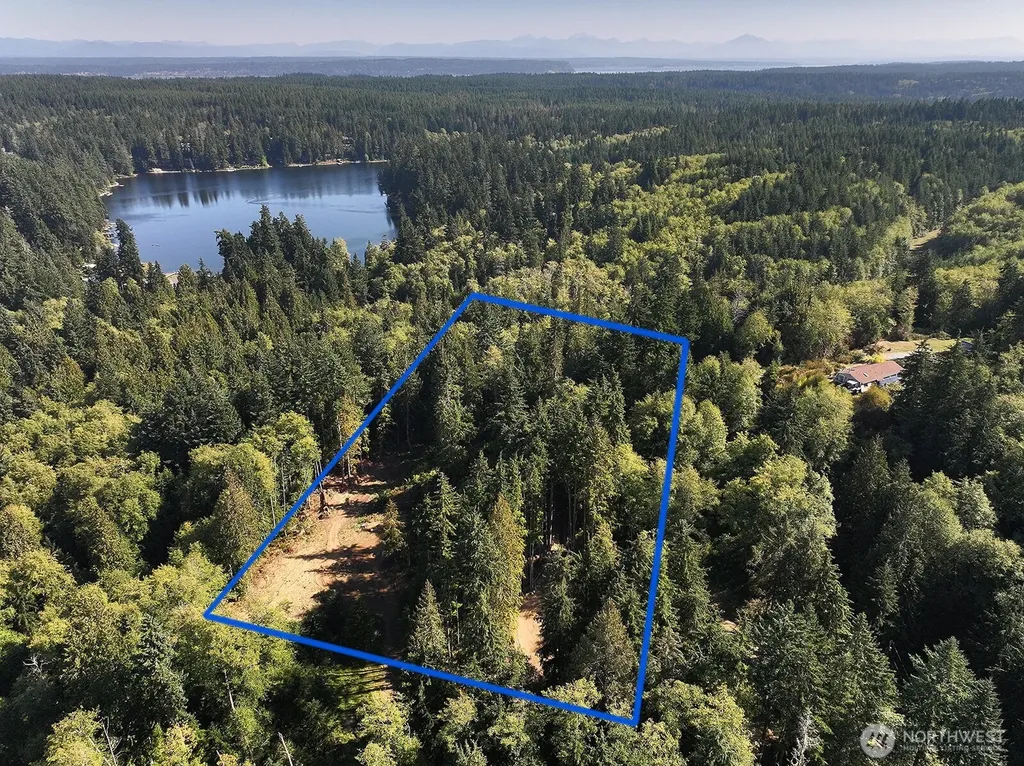 4935 Helppie Lane Freeland WA 98249