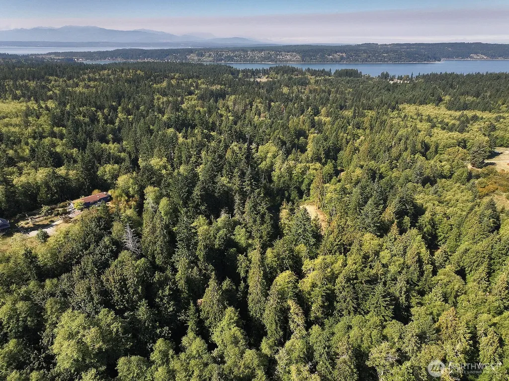 4935 Helppie Lane Freeland WA 98249