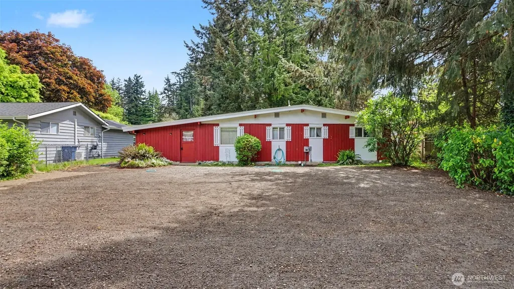 31045 42nd Avenue S Auburn WA 98001
