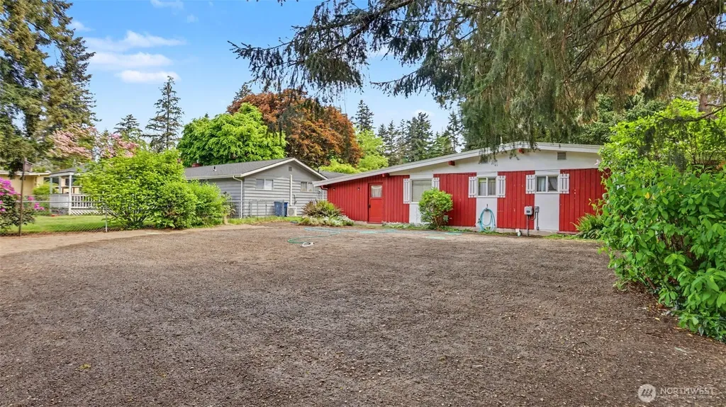 31045 42nd Avenue S Auburn WA 98001