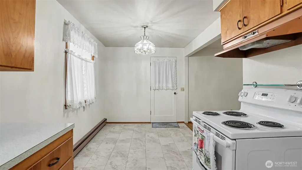 31045 42nd Avenue S Auburn WA 98001