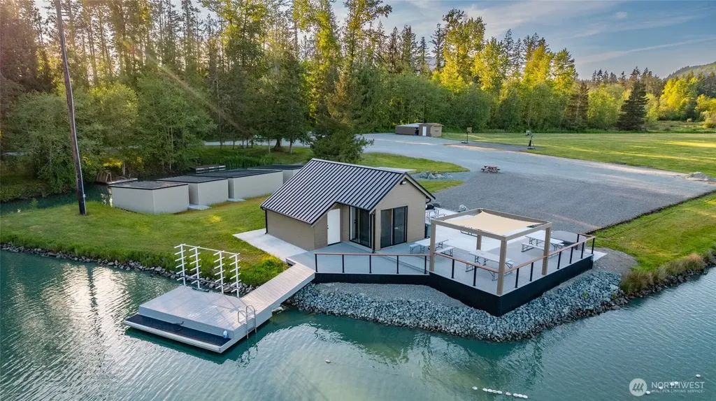 18003 Bow Lake Lane Bow WA 98232