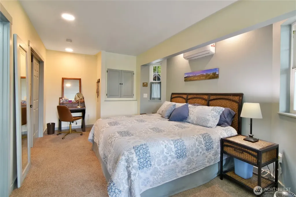 8408 317th Place NW Stanwood WA 98292