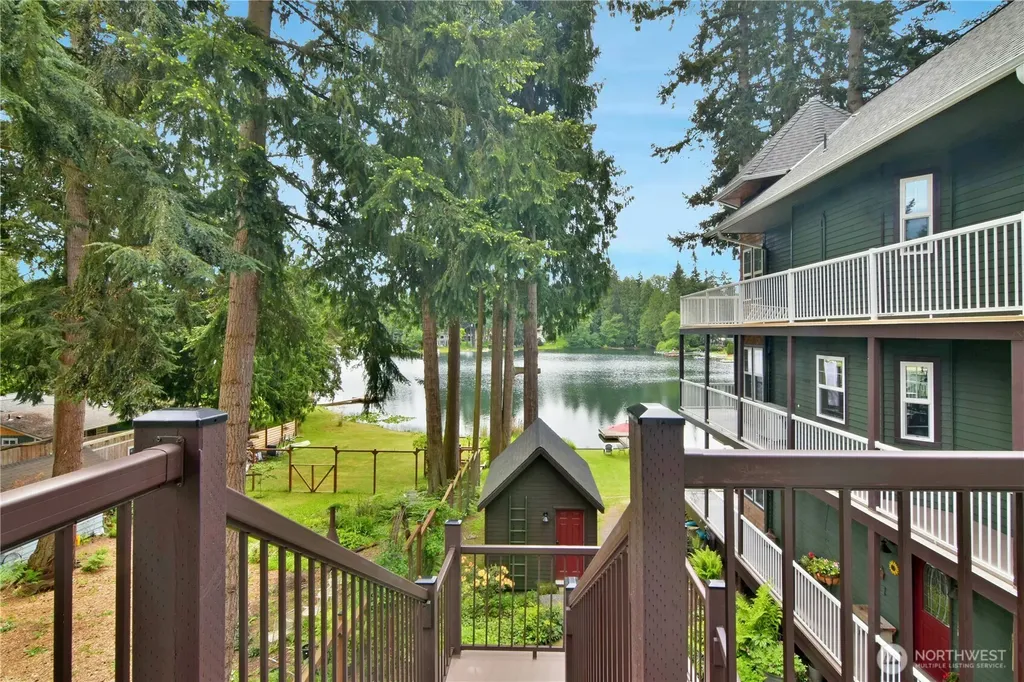 8408 317th Place NW Stanwood WA 98292