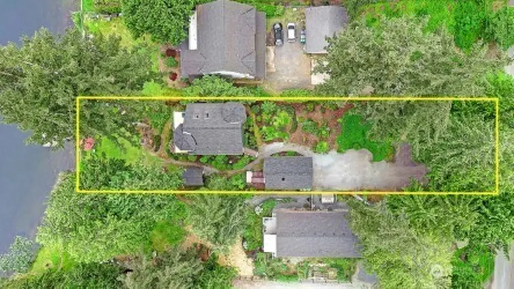 8408 317th Place NW Stanwood WA 98292