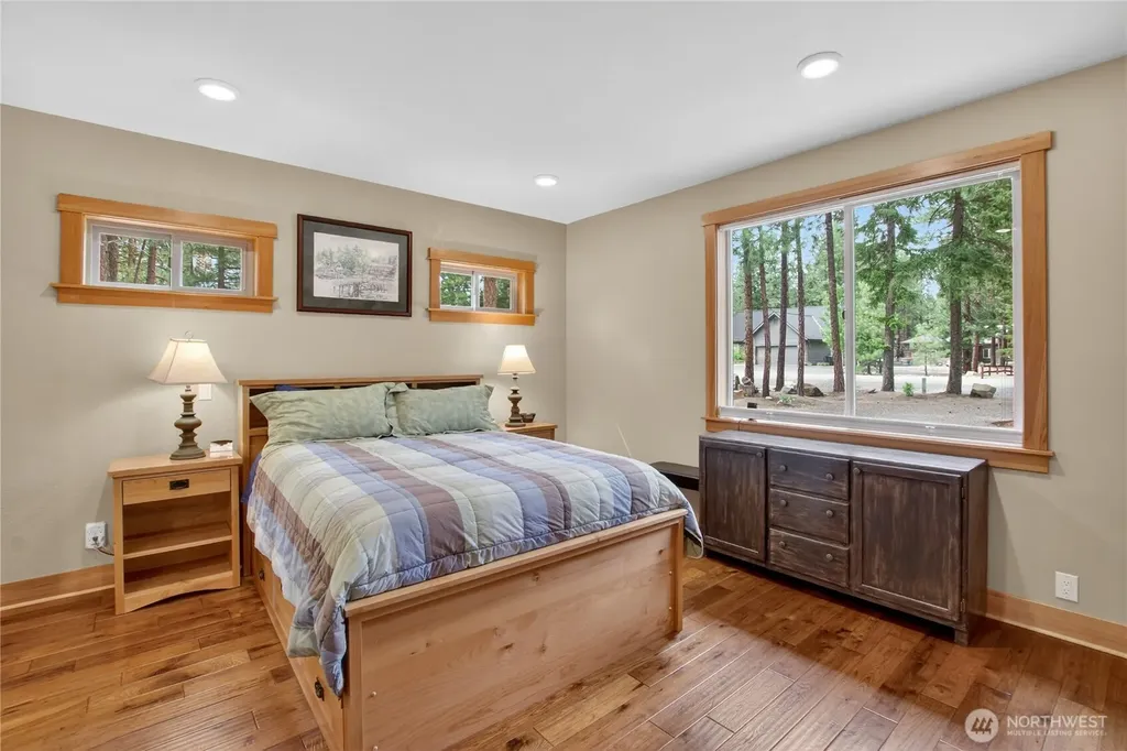 100 White Pine Drive Ronald WA 98940