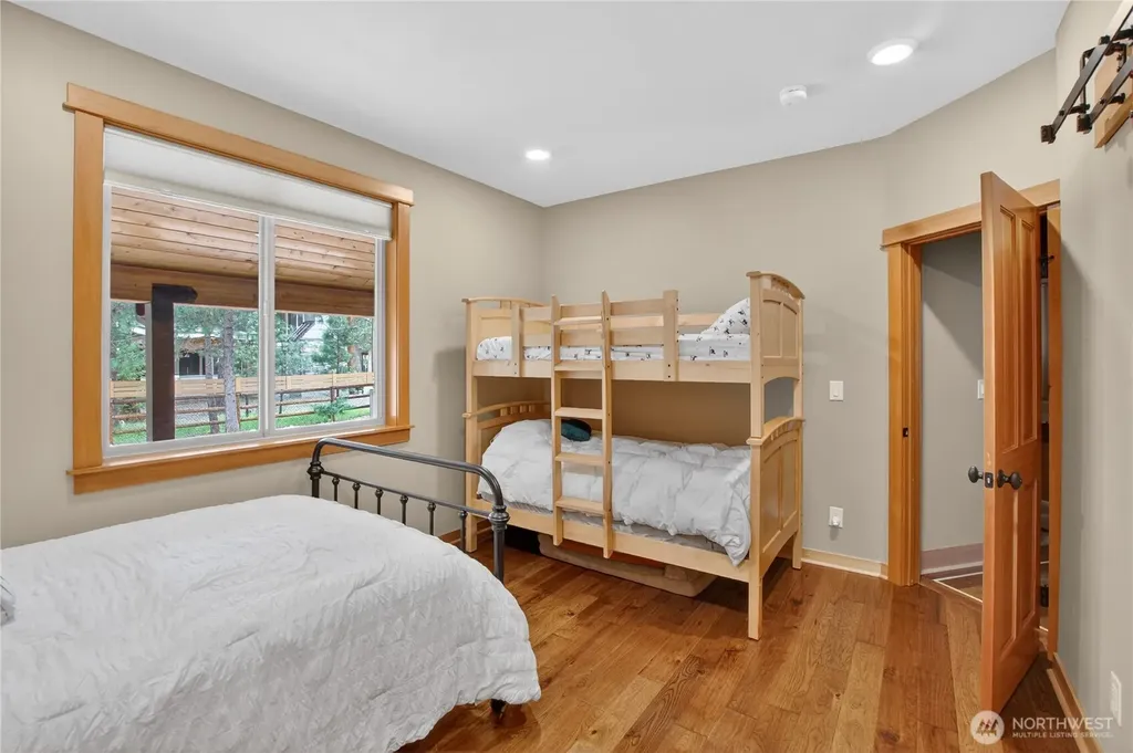 100 White Pine Drive Ronald WA 98940