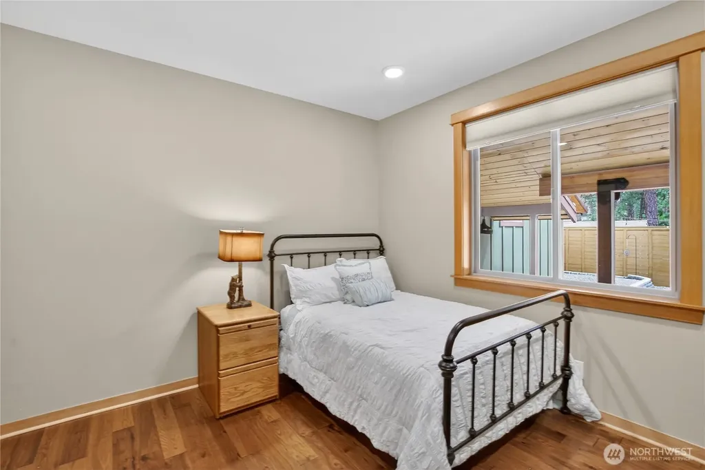 100 White Pine Drive Ronald WA 98940