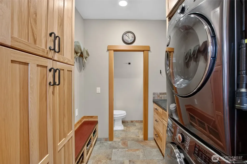 100 White Pine Drive Ronald WA 98940