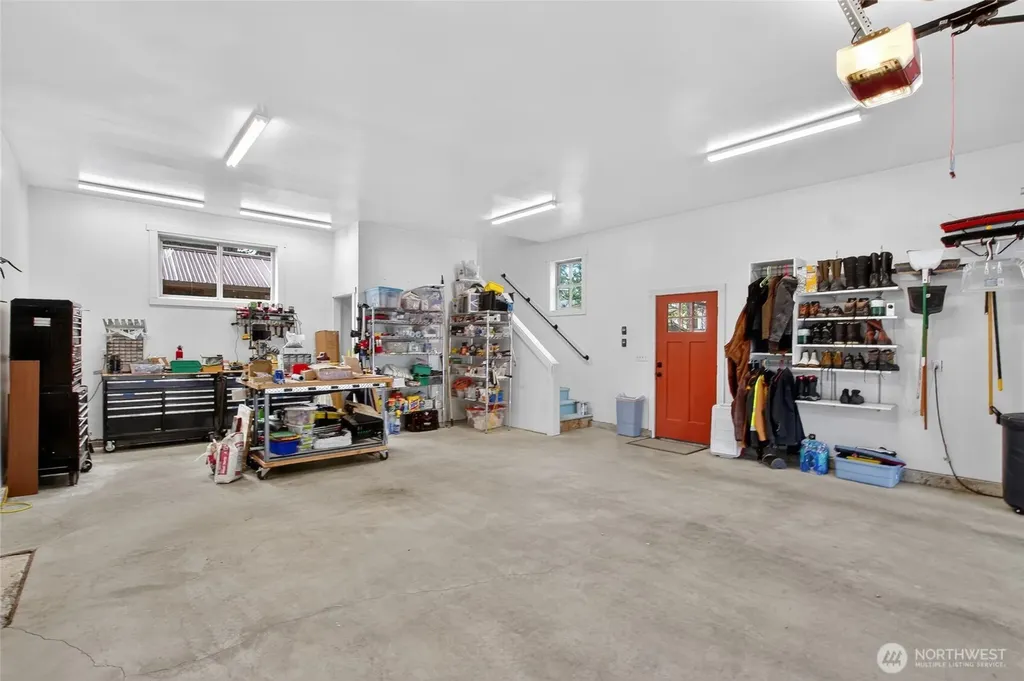 100 White Pine Drive Ronald WA 98940