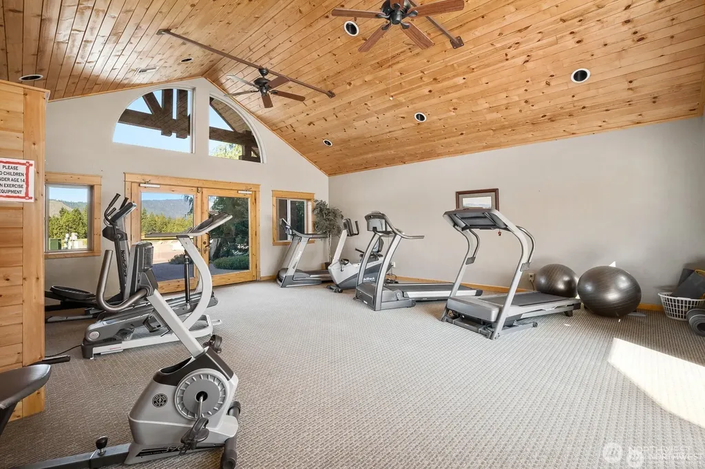 100 White Pine Drive Ronald WA 98940