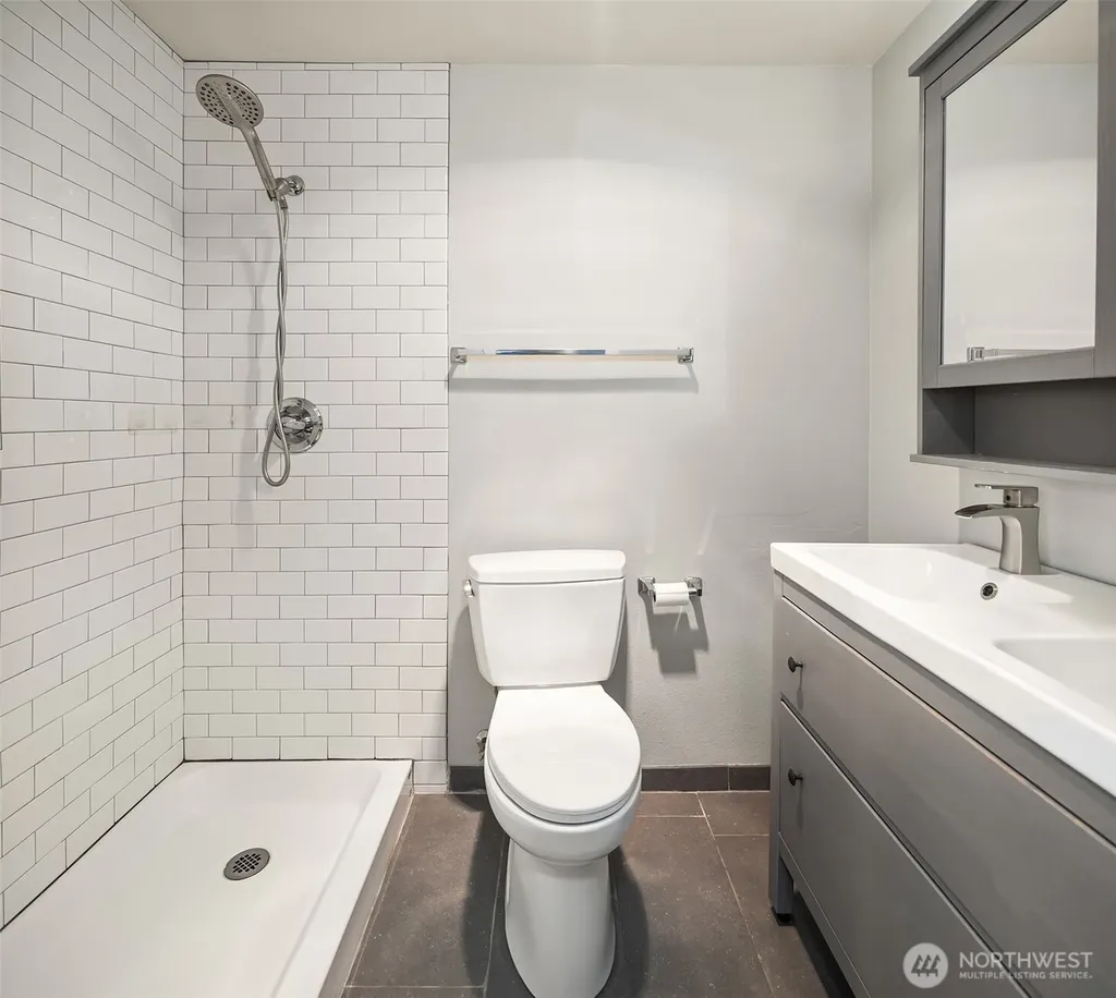 1818 18th Avenue Seattle WA 98122