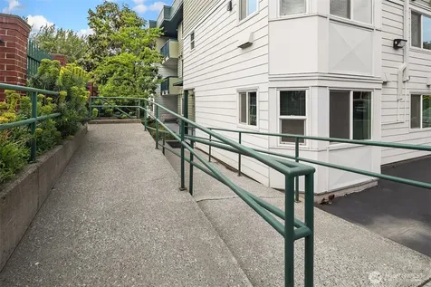 1818 18th Avenue Seattle WA 98122