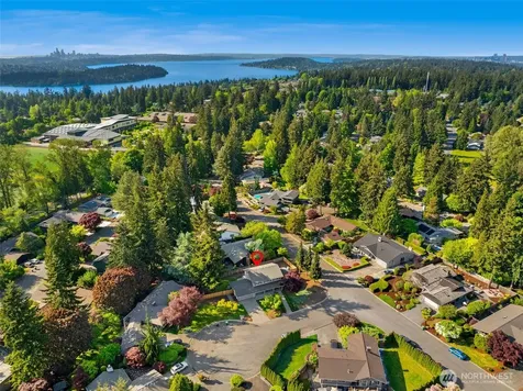 8533 76th Place Mercer Island WA 98040