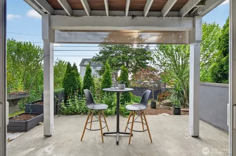 7700 California Avenue SW Seattle WA 98136