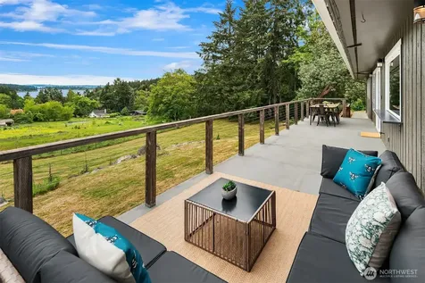 9600 SW 268th Street Vashon WA 98070