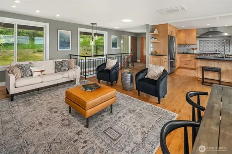 9600 SW 268th Street Vashon WA 98070