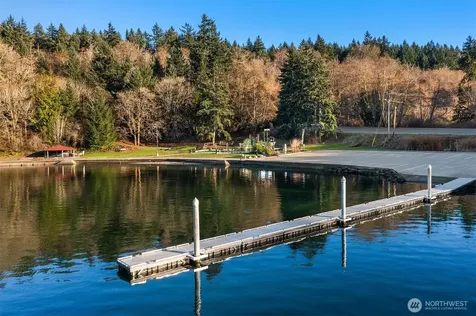 9600 SW 268th Street Vashon WA 98070