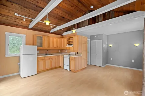 1409 E Dallman Road Camano Island WA 98282