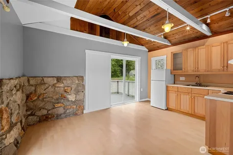 1409 E Dallman Road Camano Island WA 98282