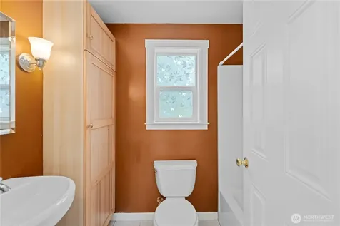 1409 E Dallman Road Camano Island WA 98282