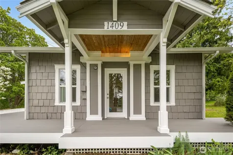 1409 E Dallman Road Camano Island WA 98282