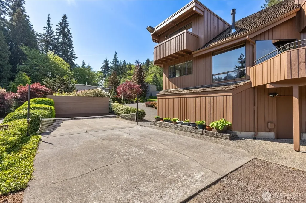9520 Odin Way Bothell WA 98011