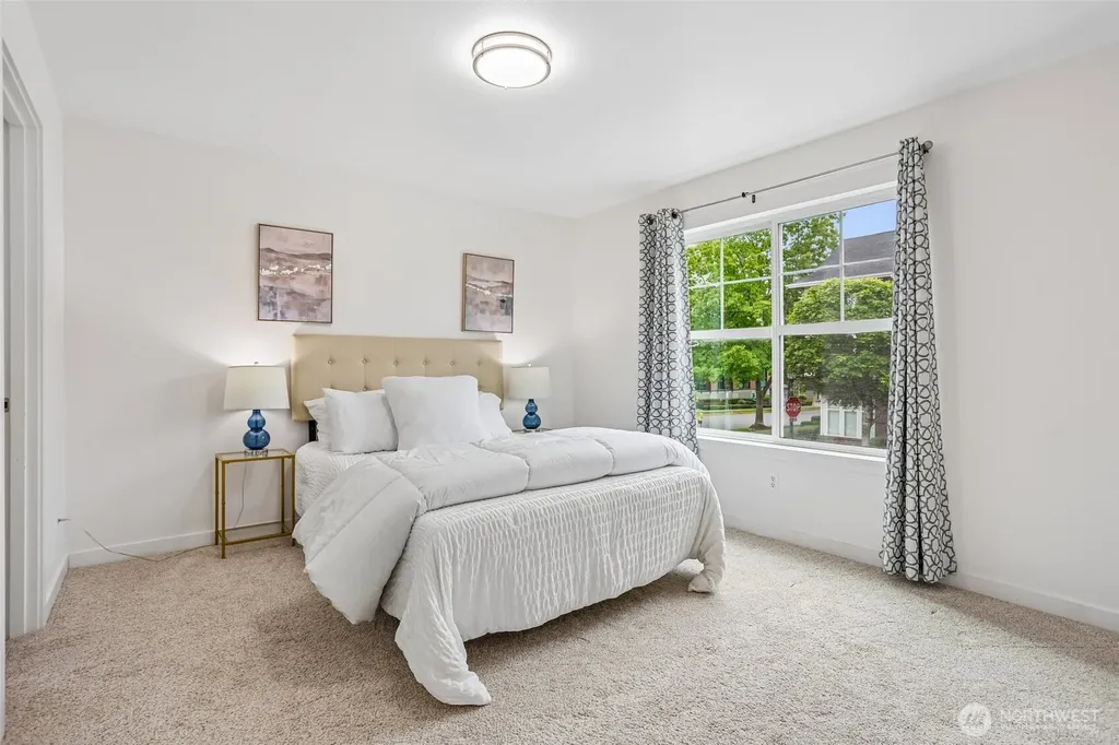 2460 NE Park Drive Issaquah WA 98029