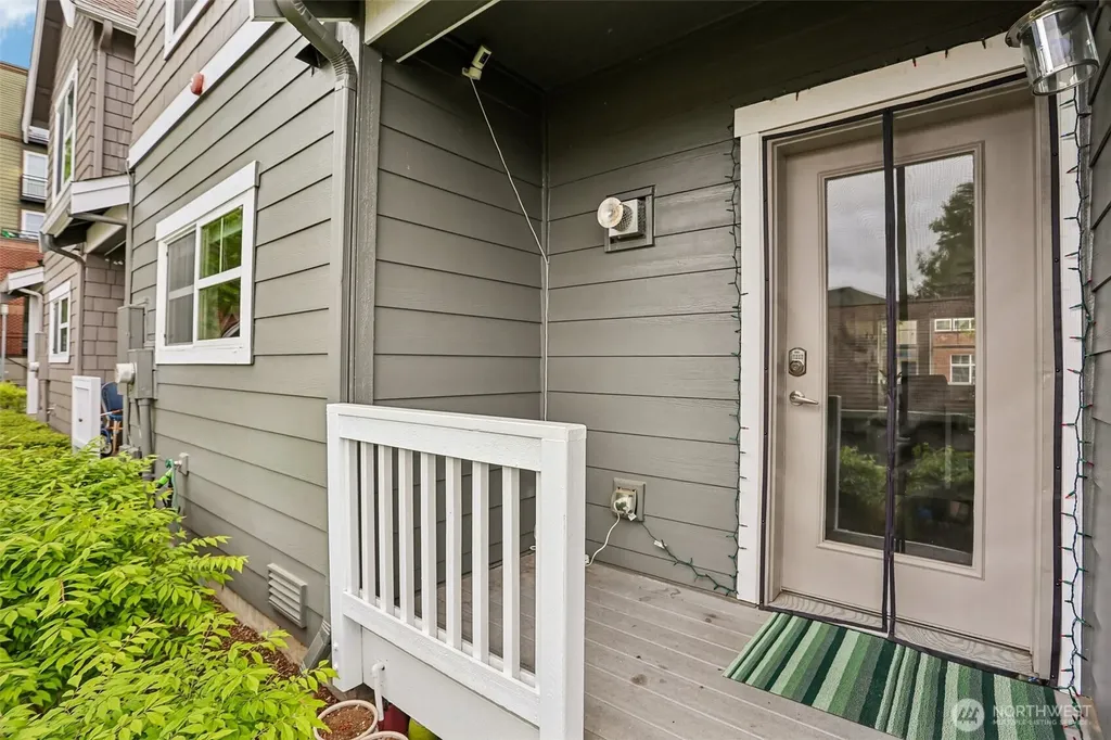 2460 NE Park Drive Issaquah WA 98029