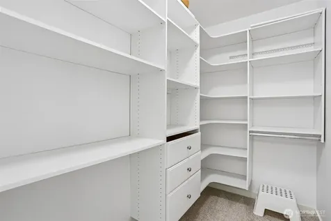 2460 NE Park Drive Issaquah WA 98028