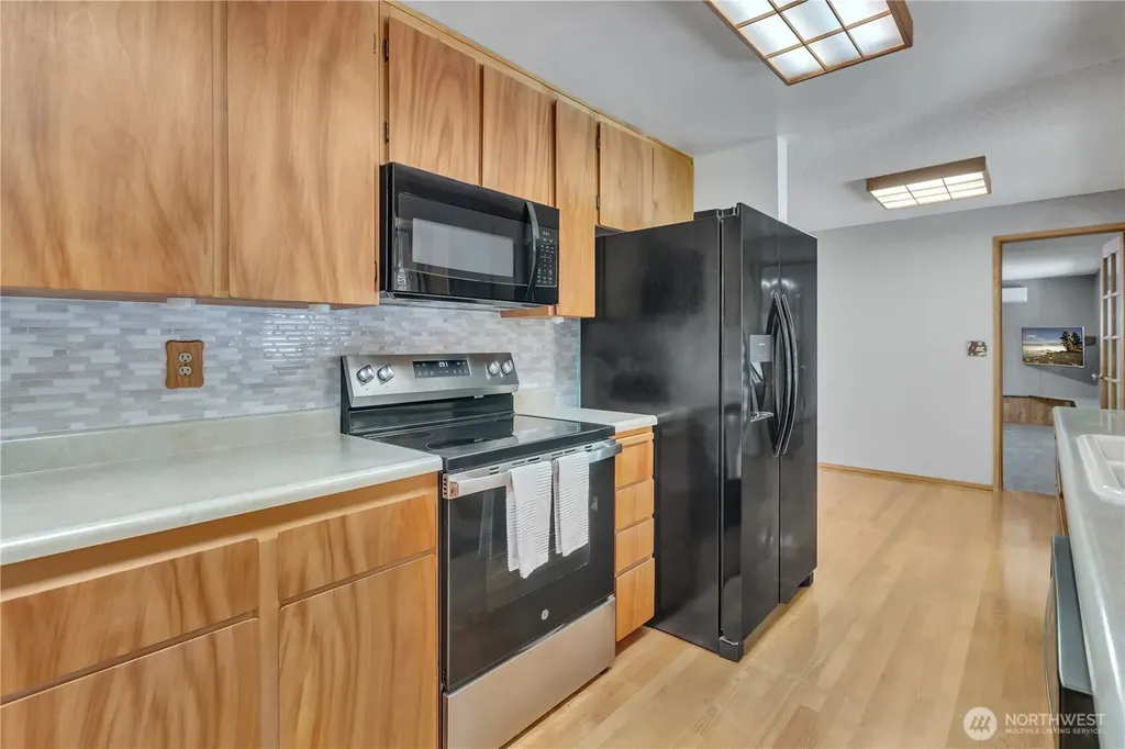 31032 228th Avenue SE Black Diamond WA 98010