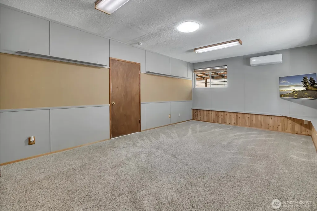 31032 228th Avenue SE Black Diamond WA 98010