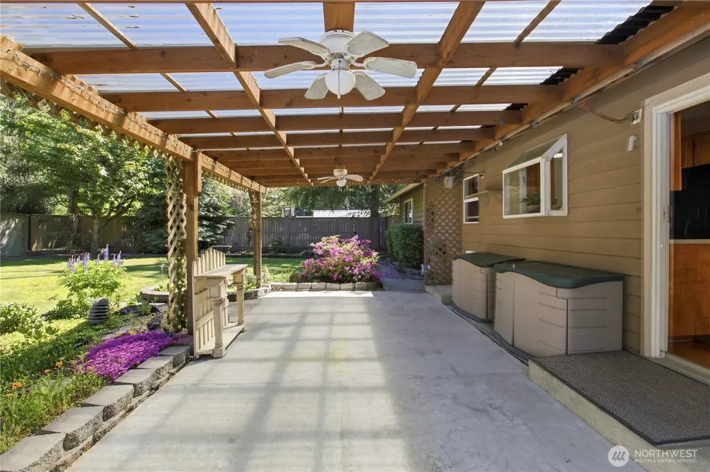 31032 228th Avenue SE Black Diamond WA 98010