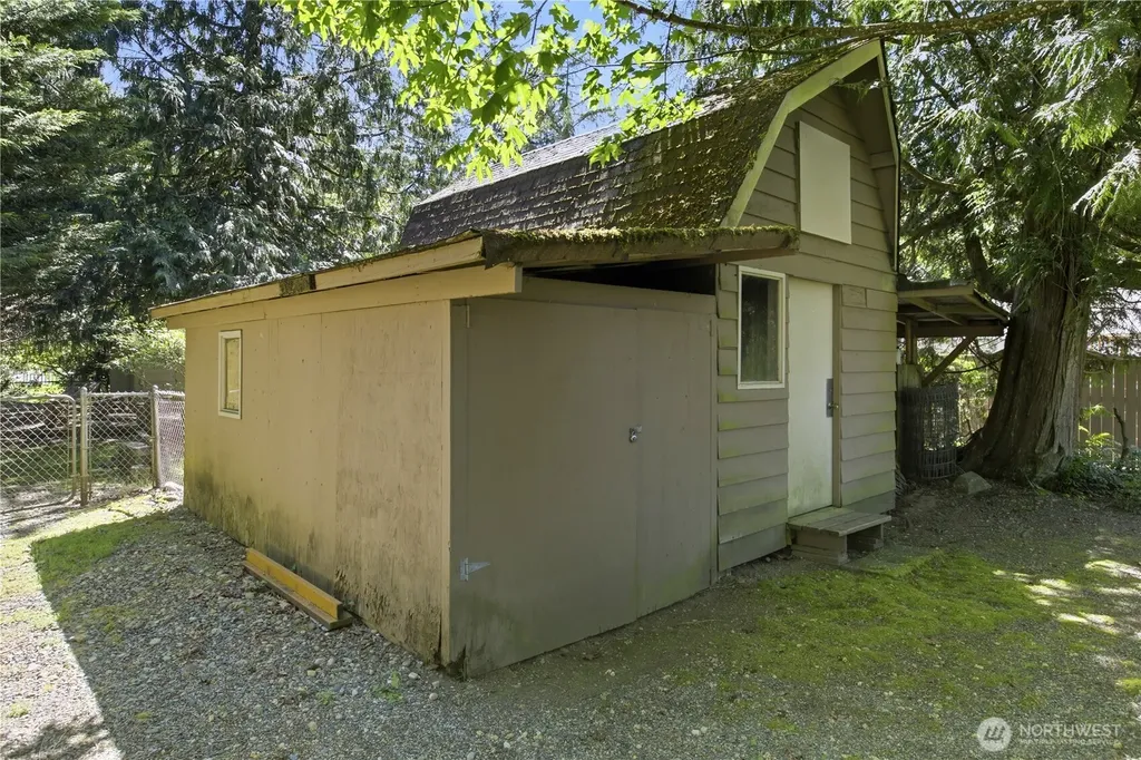 31032 228th Avenue SE Black Diamond WA 98010
