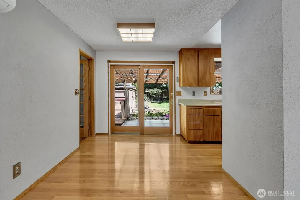 31032 228th Avenue SE Black Diamond WA 98010