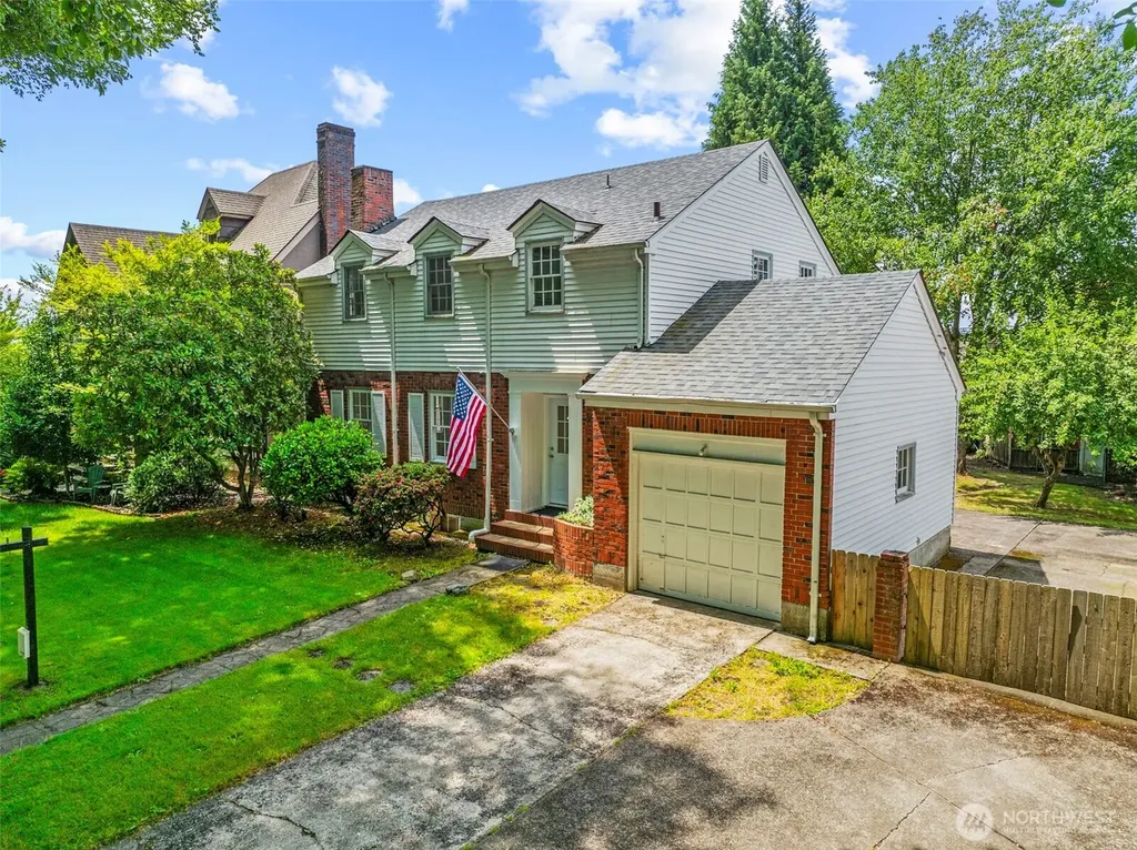 2809 Nichols Boulevard Longview WA 98632