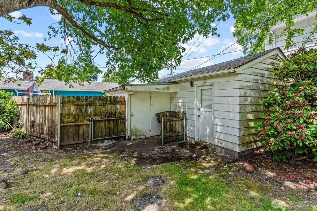 2809 Nichols Boulevard Longview WA 98632