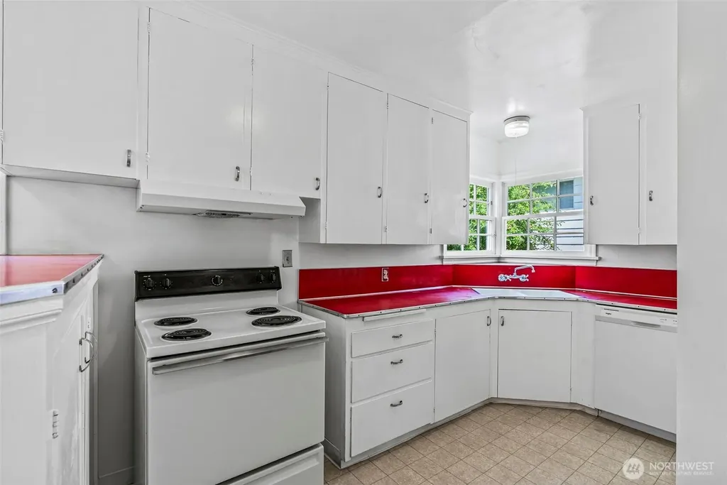 2809 Nichols Boulevard Longview WA 98632