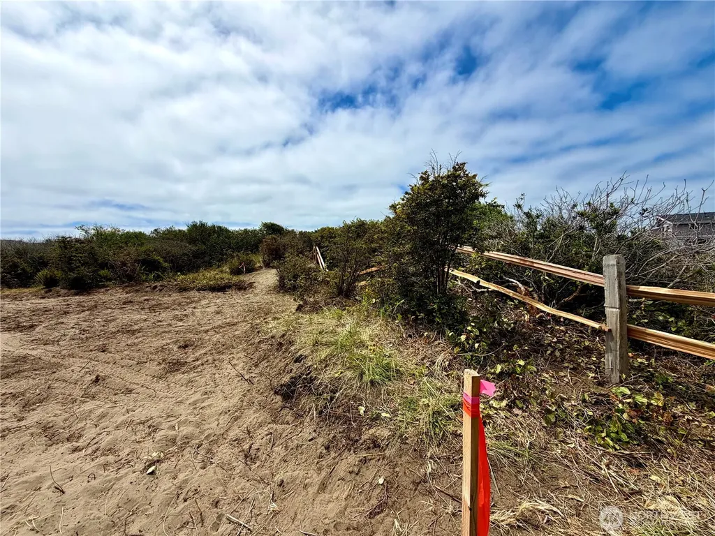 408 N Bel Air Loop SW Ocean Shores WA 98569